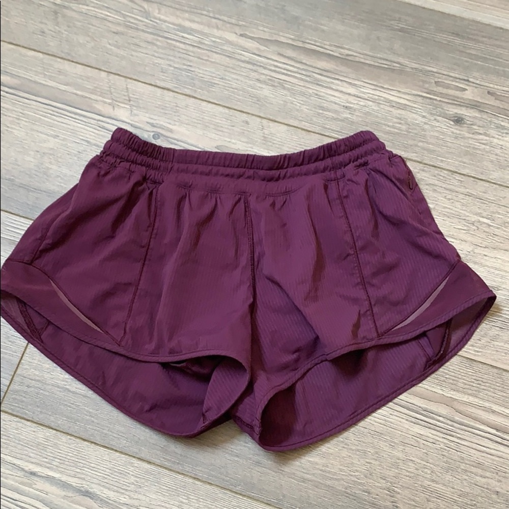 Lululemon Hotty Hot’s